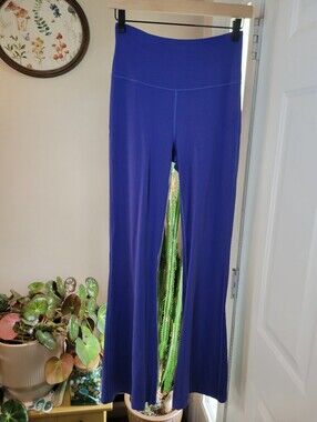 Lululemon Purple Groove Super-High Rise Flared Pants, Size 6